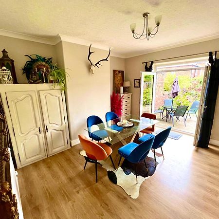 Lovely, Sunny House, By The Beach & Centre! リザム・セント・アンズ エクステリア 写真